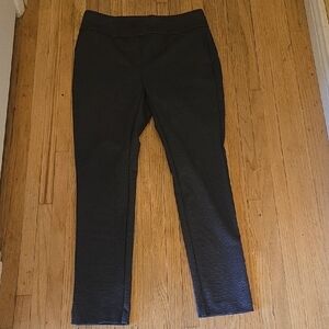 Dalia Black Straight Leg Women's Pants. NWOT.